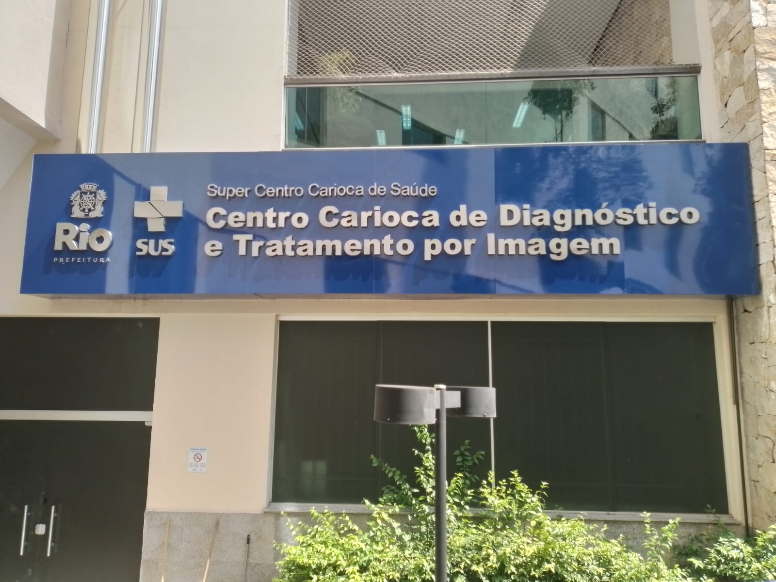 Placas Institucionais